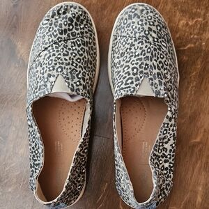 TOMS Leopard Print Slip-On Shoes